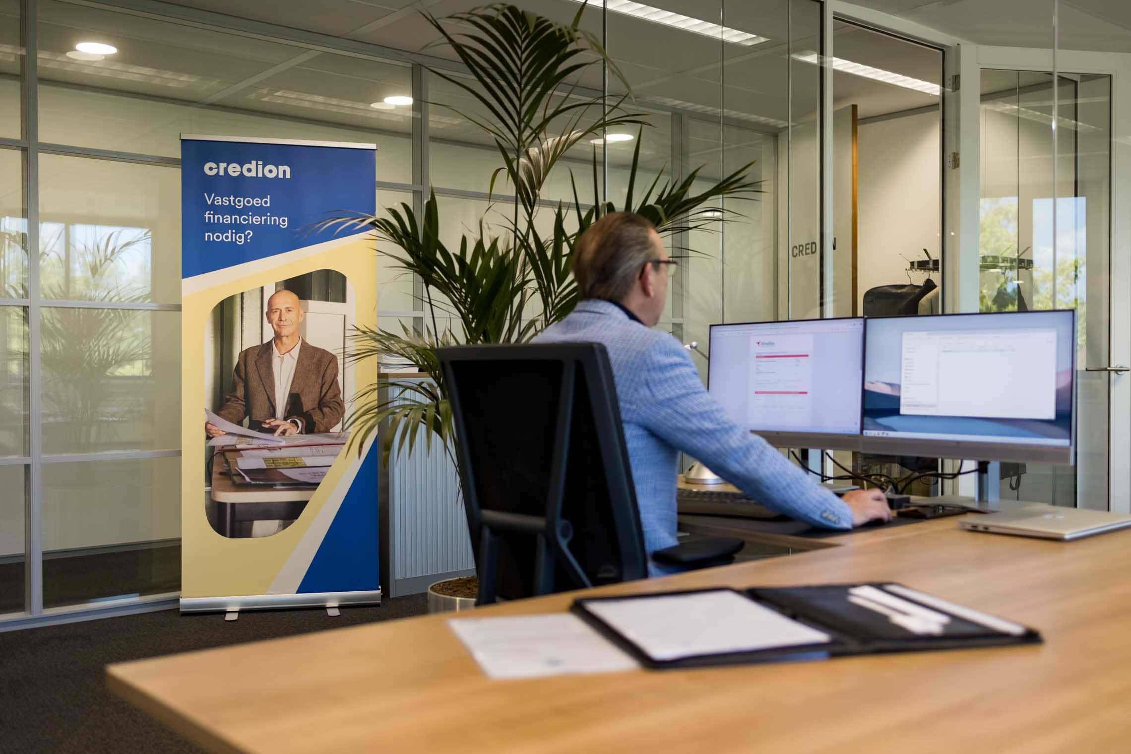 Bedrijfsfotografie van Credion in Eindhoven met professionele en toegankelijke teamportretten.